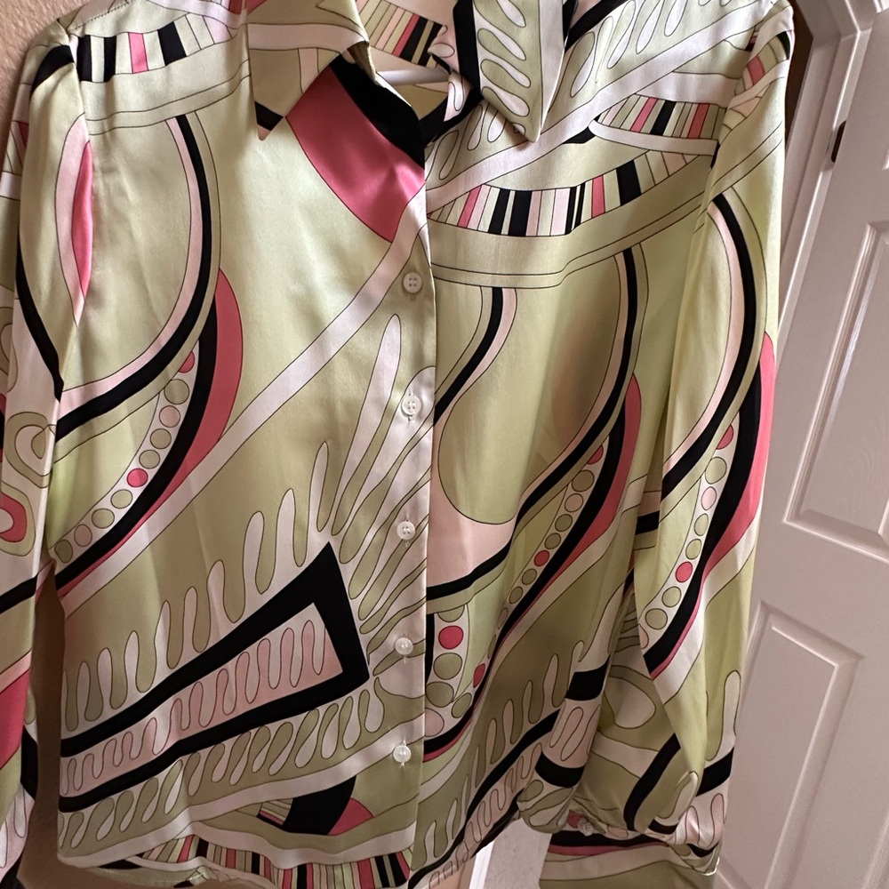 ICONIC Kasper Multicolor Abstract Silk Blouse